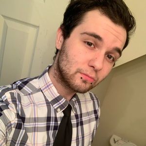 Meet your Posher, Dustin